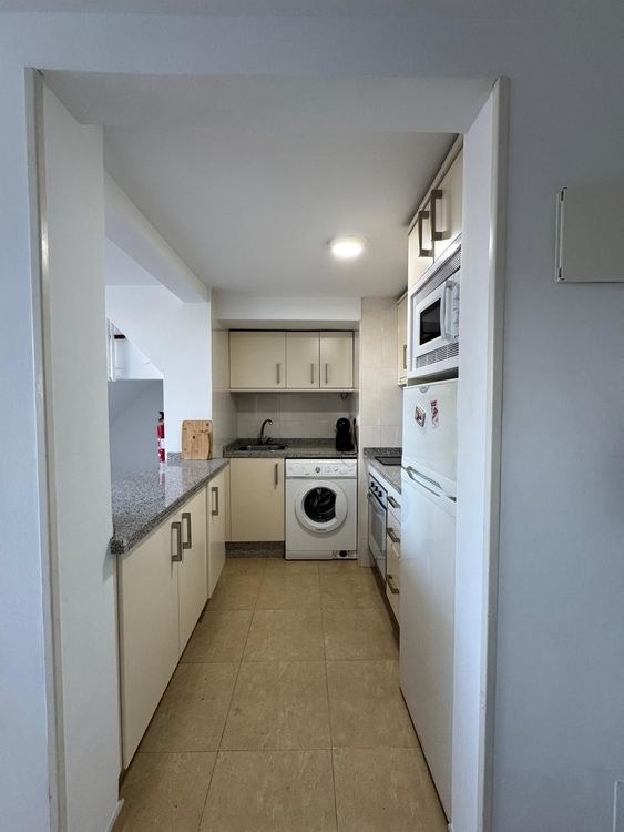Apartment | Resale in Marbella in Marbella, Costa del Sol - Photo 5