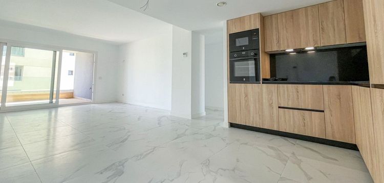 Apartment | Resale in Punta Prima in Punta Prima, Costa Blanca - Photo 4