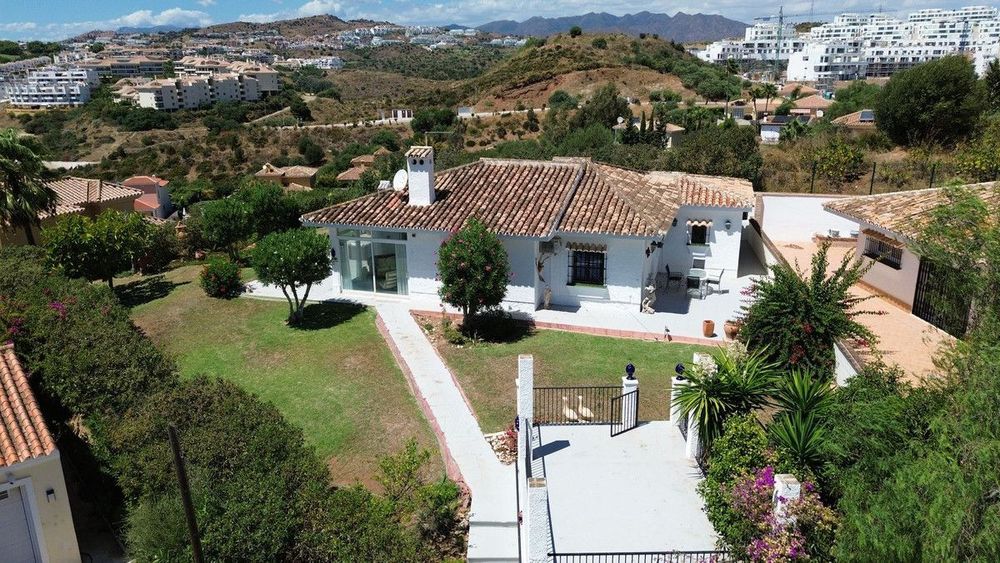 House | Resale in Torrenueva in Torrenueva, Costa del Sol - Main property photo