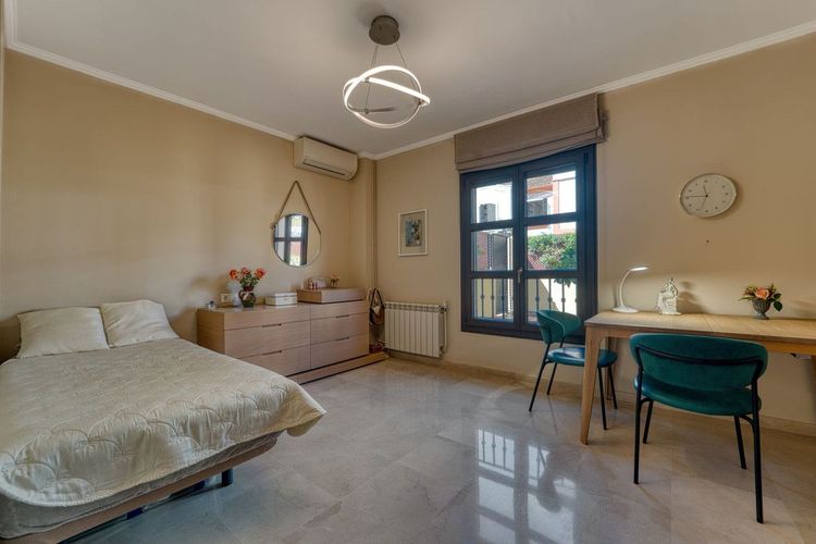 House | Resale in Guadalmina Alta in Guadalmina Alta, Costa del Sol - Photo 5