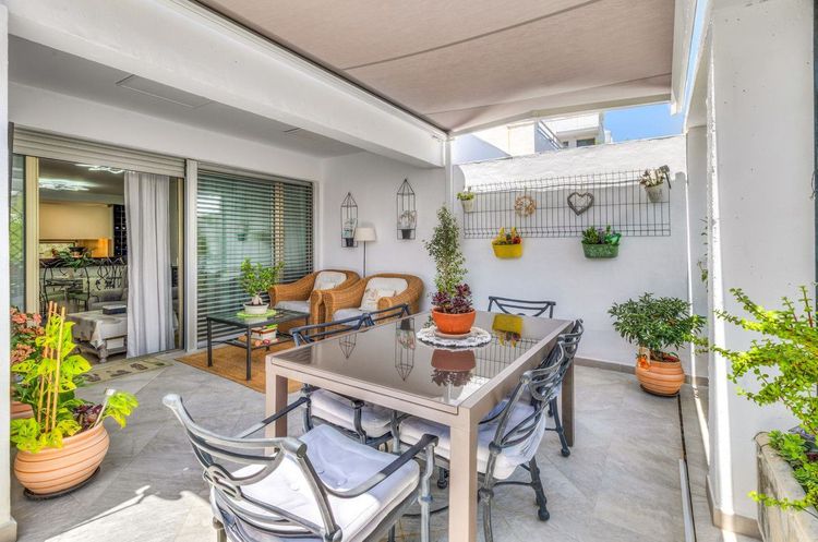 Apartment | Resale in La Cala de Mijas in La Cala de Mijas, Costa del Sol - Photo 3