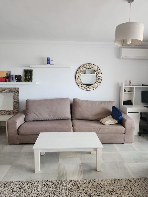 Apartment | Resale in Nueva Andalucía in Nueva Andalucía Others, Costa del Sol - Photo 2