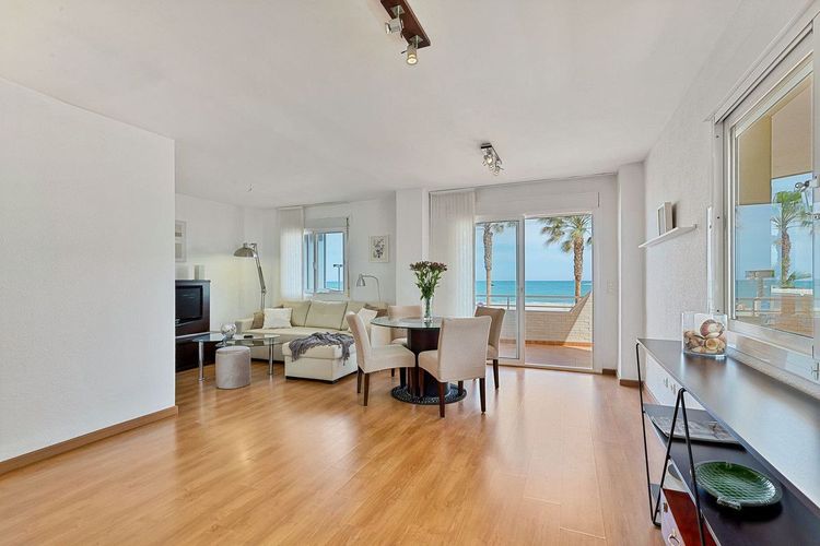 Apartment | Resale in Fuengirola in Fuengirola Others, Costa del Sol - Photo 5
