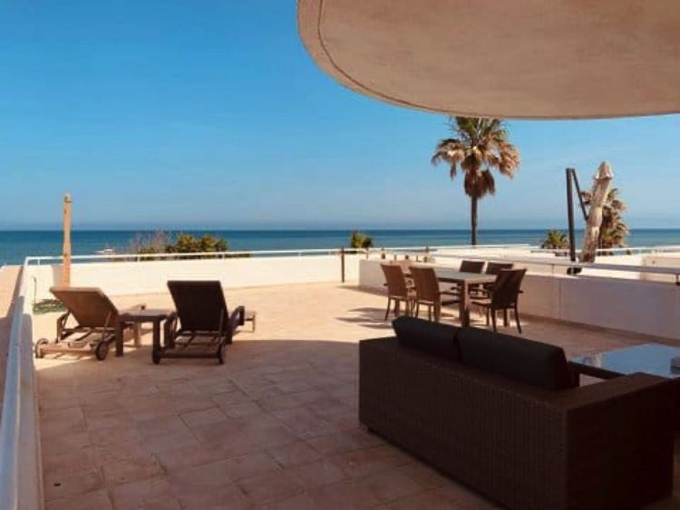 Apartment | Resale in Estepona in Buenas Noches, Costa del Sol - Photo 2
