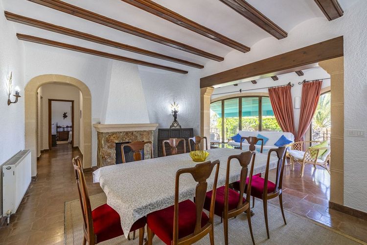 House | Resale in Javea in Javea, Costa Blanca - Photo 4