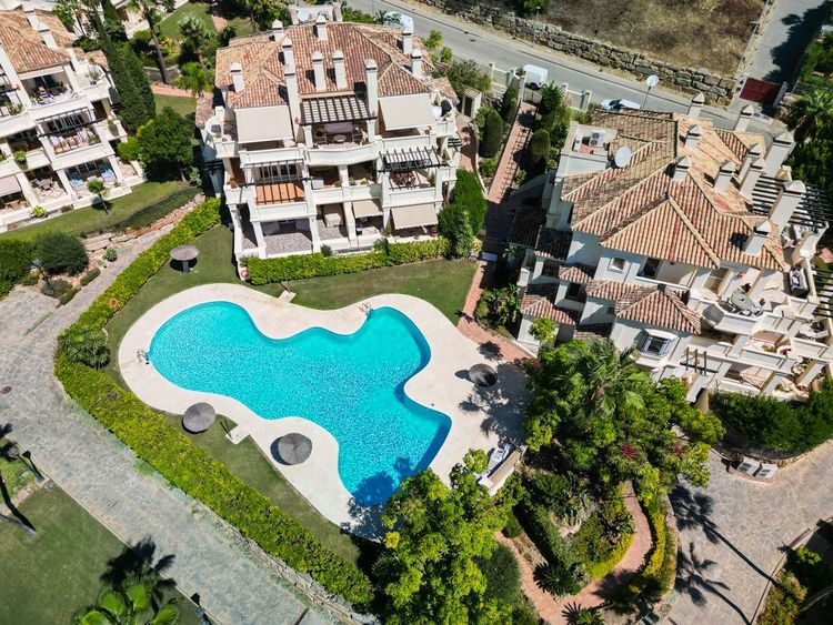 Apartment | Resale in Casares in Casares Others, Casares, Costa del Sol - Photo 2