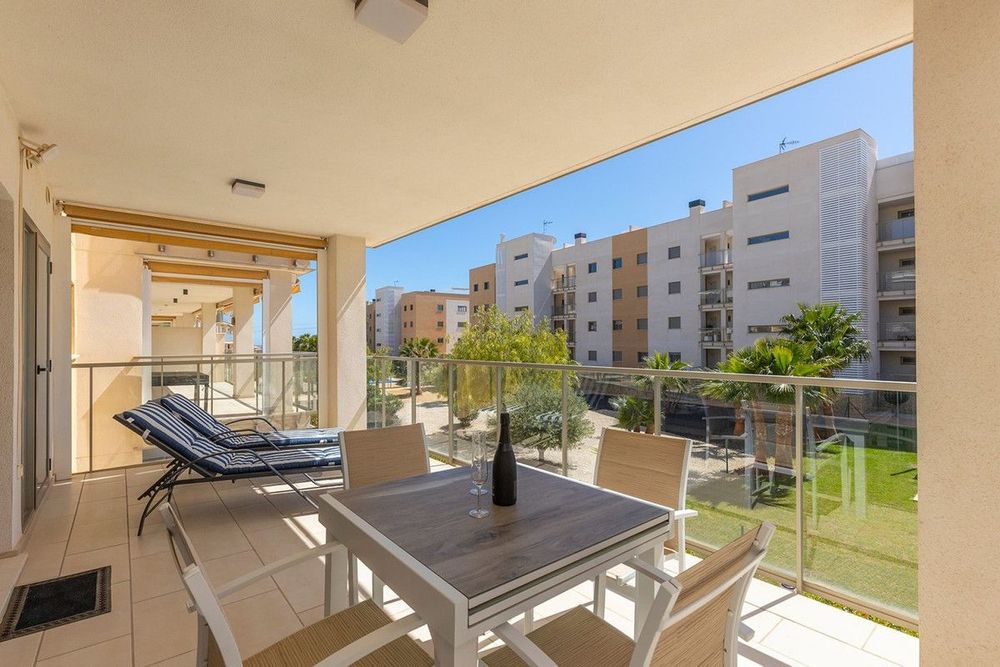 Apartment | Resale in La Zenia in La Zenia, Costa Blanca - Main property photo