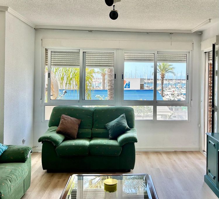 Apartment | Resale in Torrevieja in Torrevieja, Costa Blanca - Photo 5