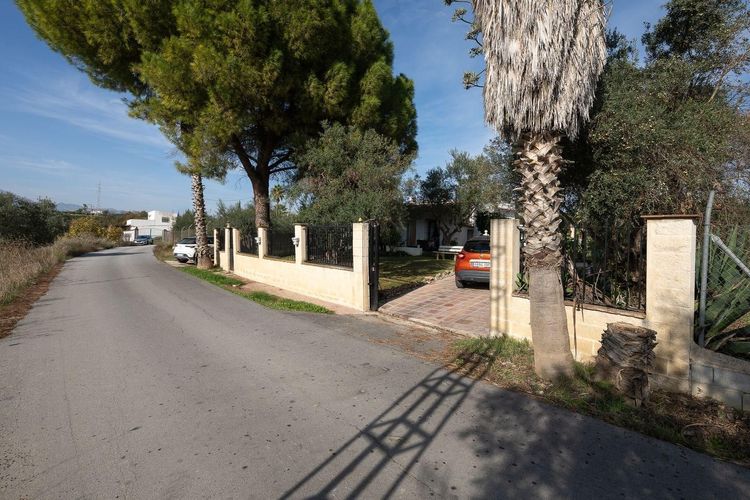 House | Resale in Alhaurín el Grande in Alhaurín el Grande, Costa del Sol - Photo 3