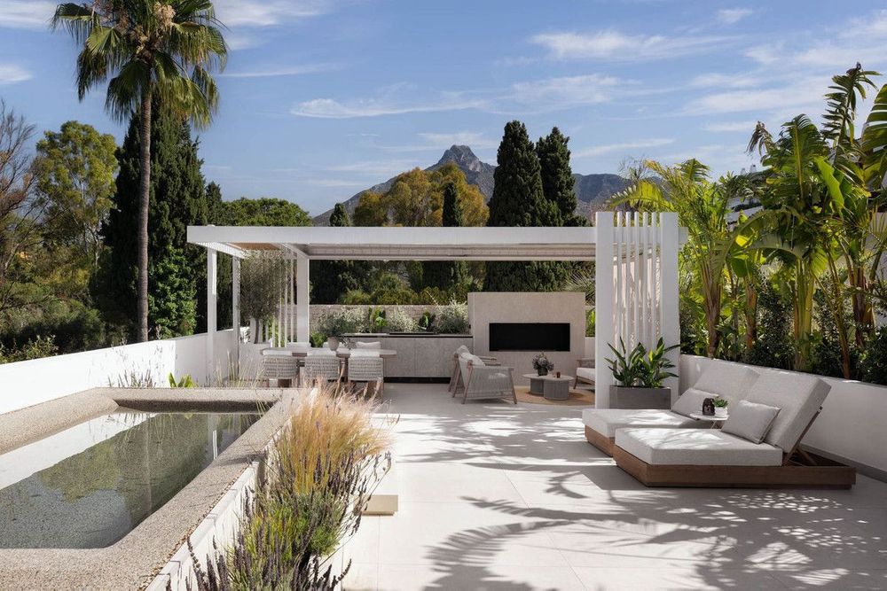 Penthouse | Resale in The Golden Mile in The Golden Mile, Costa del Sol - Main property photo