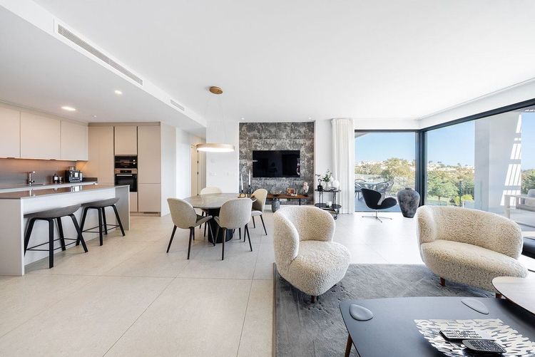 Apartment | Resale in La Quinta in La Quinta, Costa del Sol - Photo 4