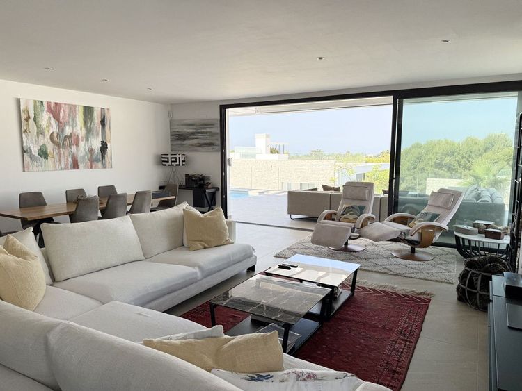 Apartment | Resale in Santa Clara in Santa Clara, Costa del Sol - Photo 2