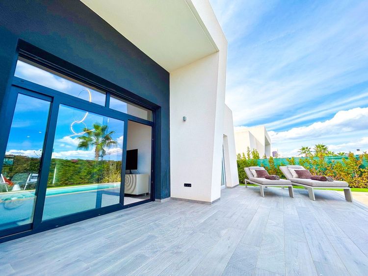 House | Resale in Algorfa in Algorfa, Costa Blanca - Photo 4