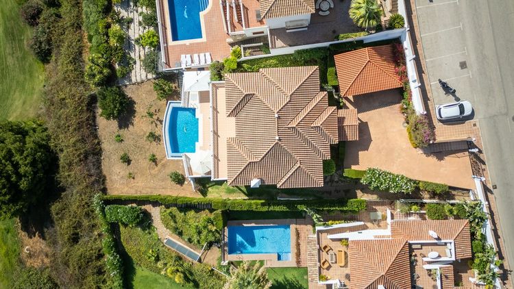 House | Resale in La Cala Golf in La Cala Golf, Costa del Sol - Photo 2