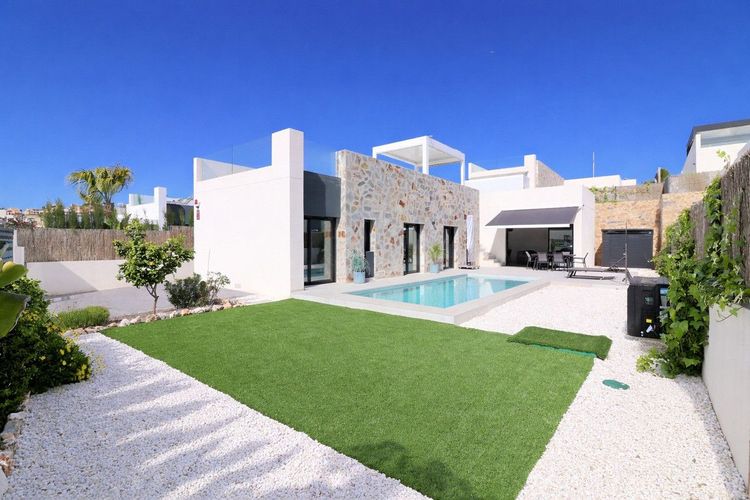 House | Resale in Algorfa in Algorfa, Costa Blanca - Photo 2