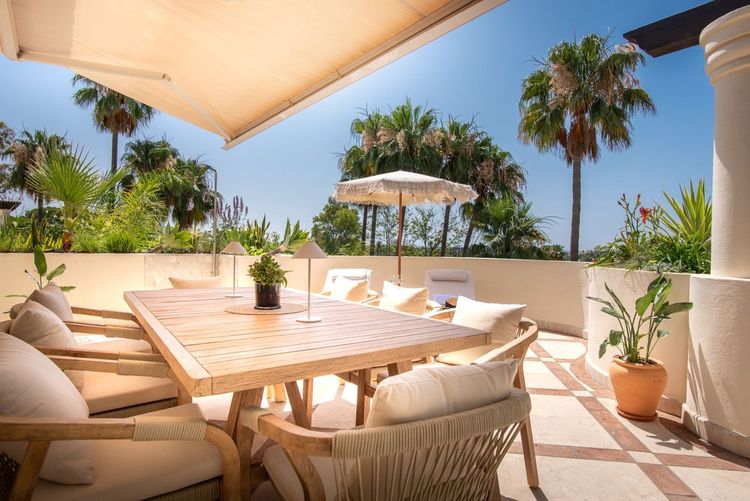 Penthouse in Nueva Andalucía in Nueva Andalucía Others, Nueva Andalucía, Costa del Sol - Photo 2