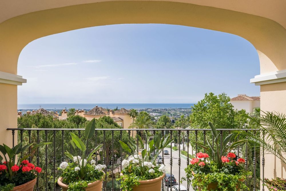 Apartment | Resale in La Quinta in La Quinta, Costa del Sol - Main property photo