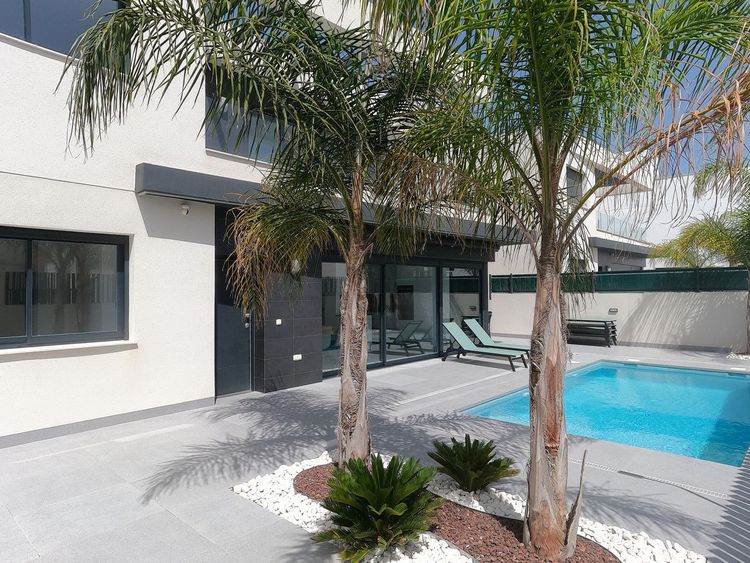 House | Resale in La Finca Golf in La Finca Golf, Costa Blanca - Photo 2