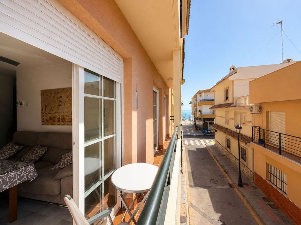 Apartment | Resale in San Luis de Sabinillas in San Luis de Sabinillas, Costa del Sol - Main property photo