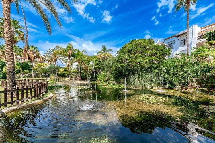 Apartment | Resale in Costalita in Costalita, Costa del Sol - Photo 3