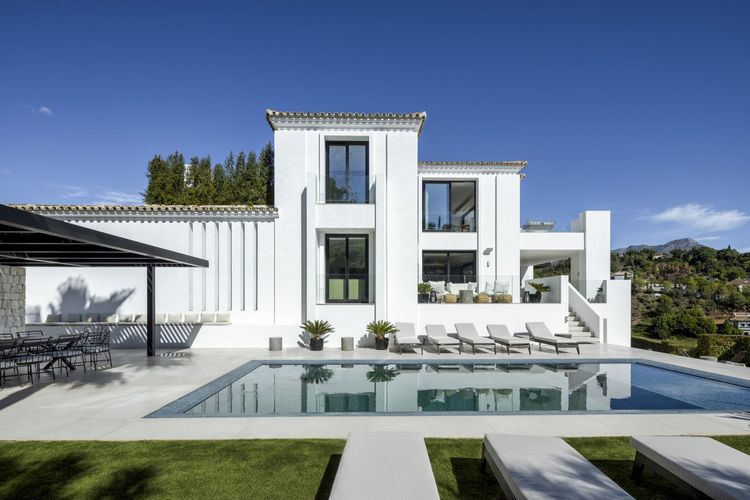 House | Resale in El Madroñal - Development photo 1