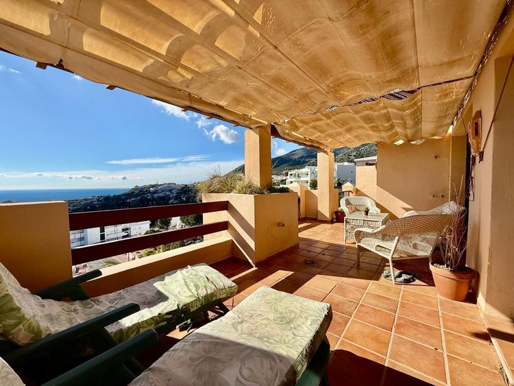 Penthouse | Resale in Benalmadena Pueblo in Benalmadena Pueblo, Costa del Sol - Photo 3