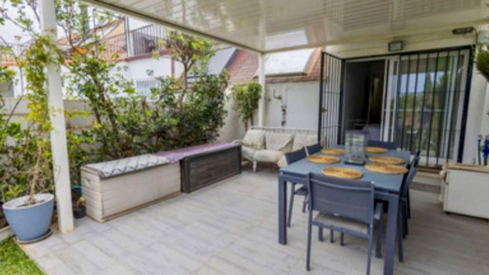 House | Resale in Estepona in Estepona, Costa del Sol - Main property photo