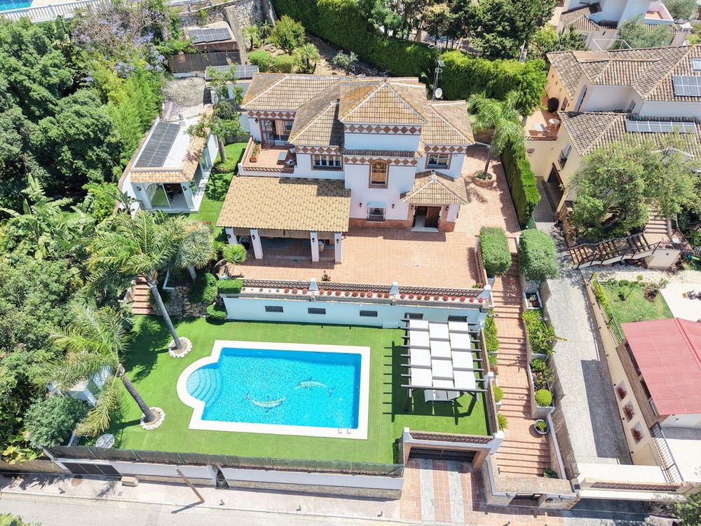 DetachedHouse in Elviria in Elviria, Marbella East, Costa del Sol - Main property photo