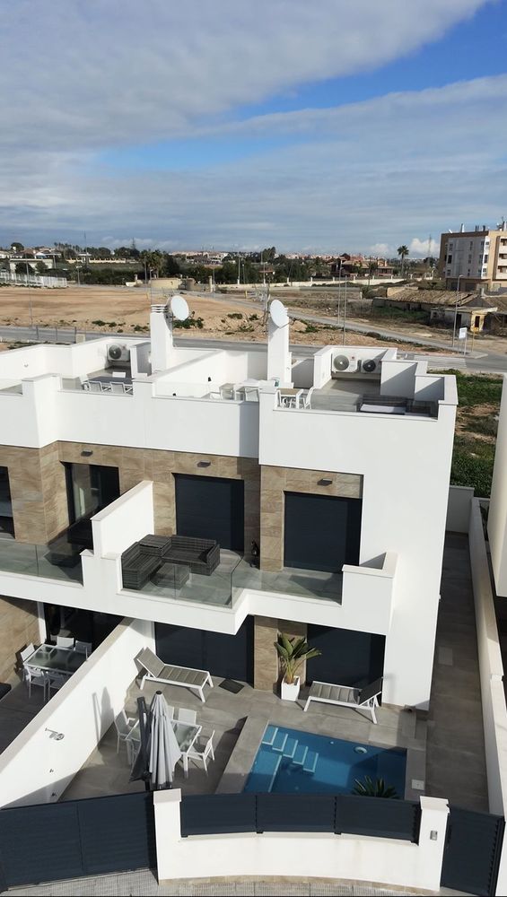 House | Resale in Los Montesinos in Los Montesinos, Costa Blanca - Main property photo