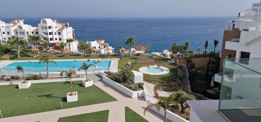 Apartment | Resale in Torrox Costa in Torrox Costa, Costa del Sol - Main property photo