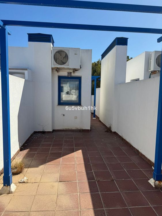 Penthouse | Resale in Benalmadena Costa in Benalmadena Costa, Costa del Sol - Photo 2