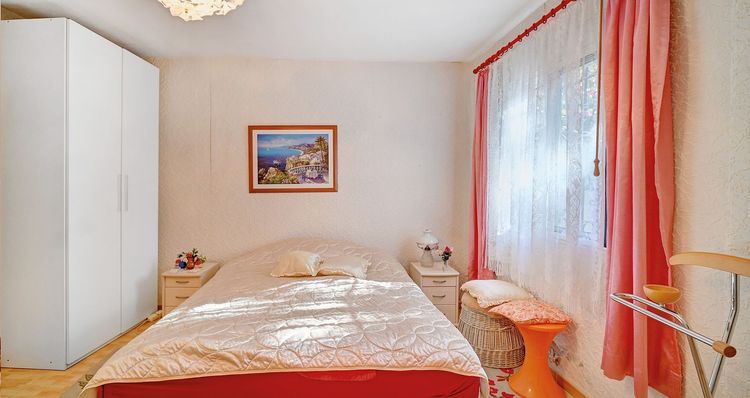 House | Resale in Marbesa in Marbesa, Costa del Sol - Photo 5