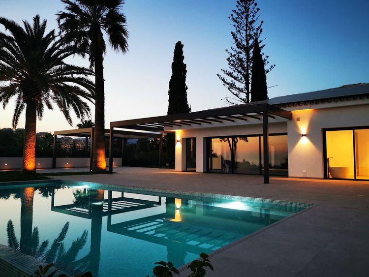 House | Resale in Elviria - Development photo 1