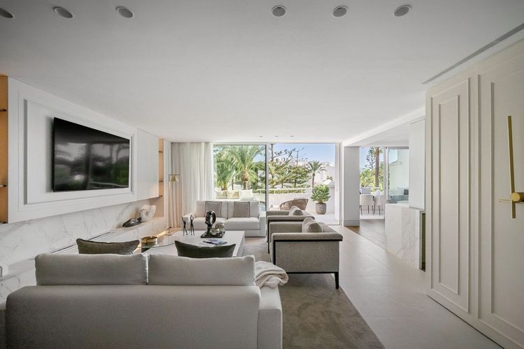 Penthouse | Resale in The Golden Mile in The Golden Mile, Costa del Sol - Photo 3