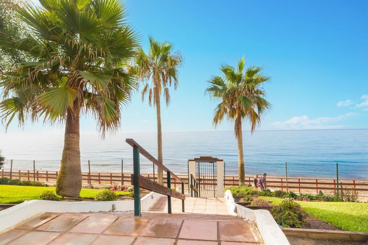 Apartment | Resale in Mijas Costa in Mijas Costa, Costa del Sol - Photo 2