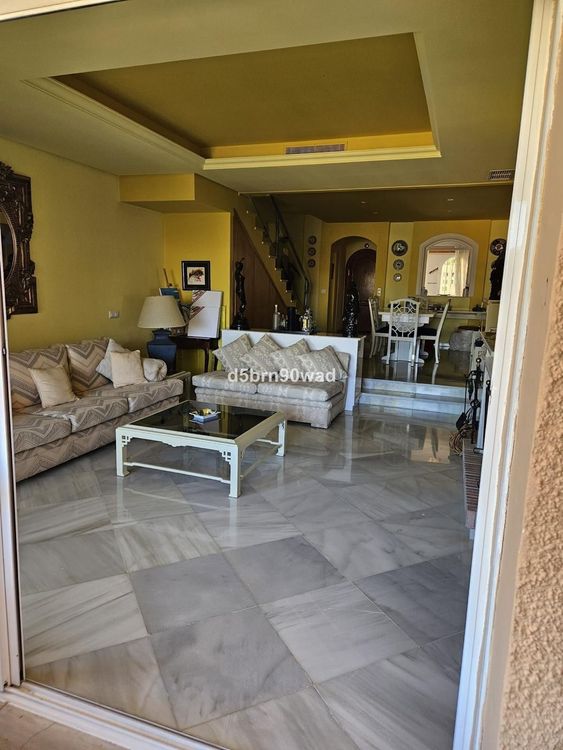 House | Resale in Atalaya in Atalaya, Costa del Sol - Photo 4