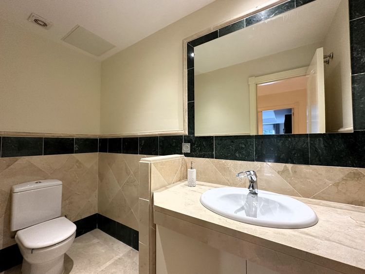 Apartment | Resale in San Roque in San Roque, Costa del Sol - Photo 2