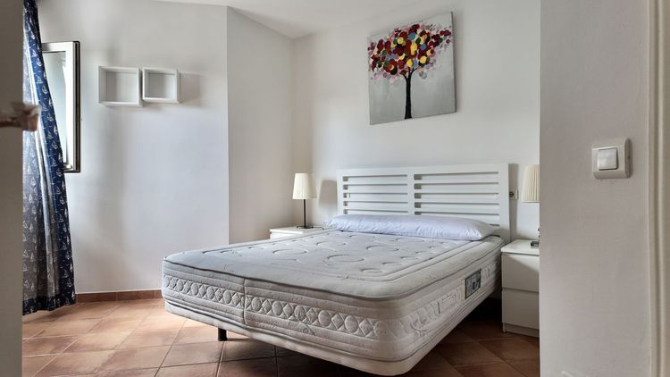 Apartment | Resale in Puerto Banús in Puerto Banús, Costa del Sol - Photo 5
