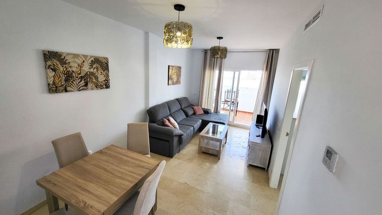 Apartment | Resale in Torremuelle in Torremuelle, Costa del Sol - Photo 3