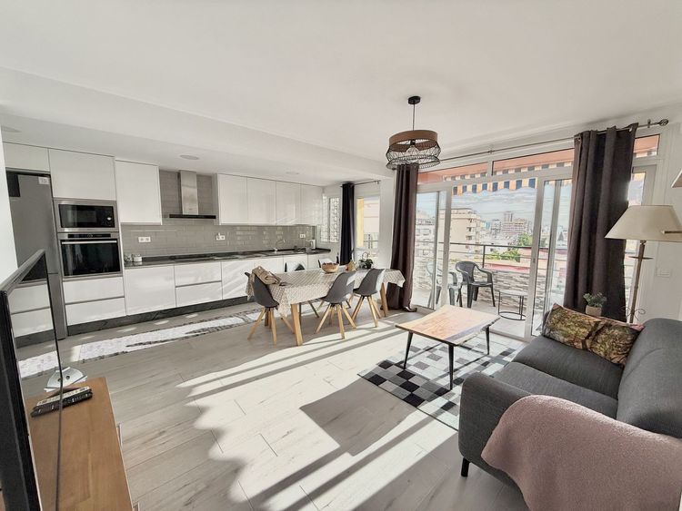 Penthouse | Resale in Fuengirola in Fuengirola Others, Costa del Sol - Photo 2