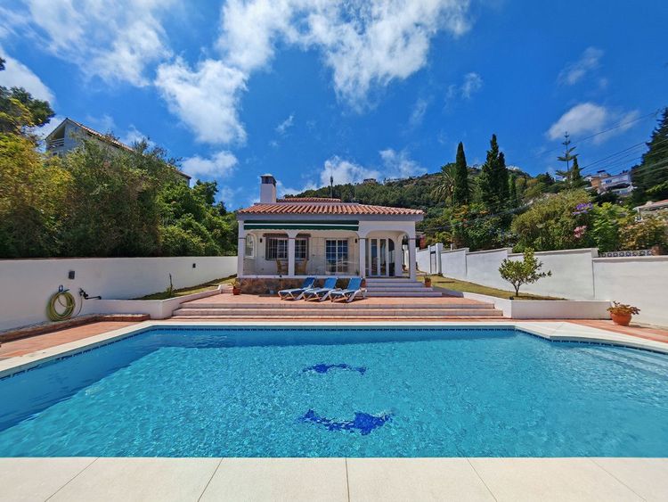 House | Resale in Benalmadena in Benalmadena Others, Costa del Sol - Photo 3