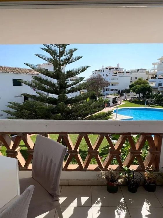 Apartment | Resale in Benalmadena in Benalmadena Others, Costa del Sol - Photo 2