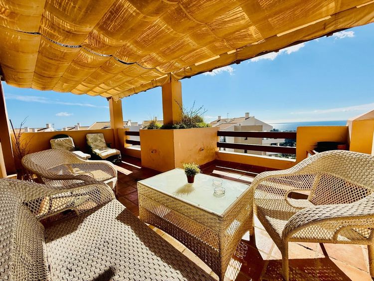 Penthouse | Resale in Benalmadena Pueblo in Benalmadena Pueblo, Costa del Sol - Photo 2