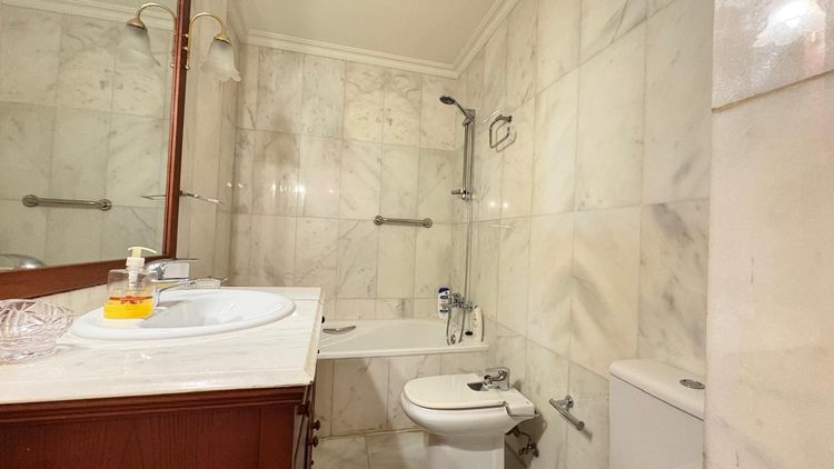 Apartment | Resale in Marbella in Marbella Others, Costa del Sol - Photo 4