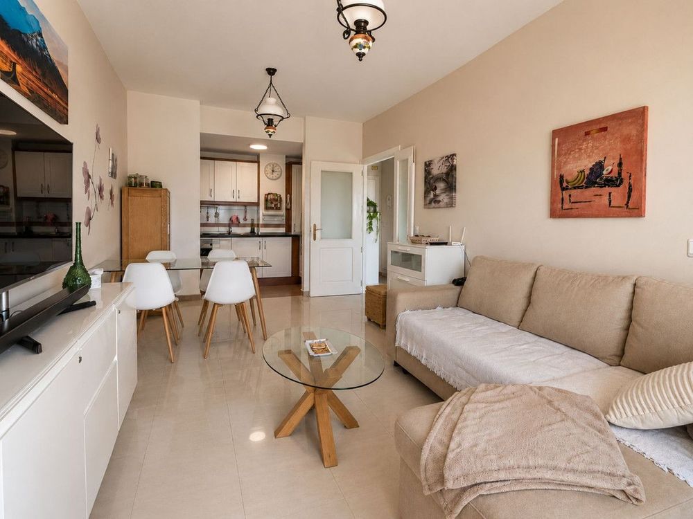 Apartment | Resale in Fuengirola in Fuengirola Others, Costa del Sol - Main property photo
