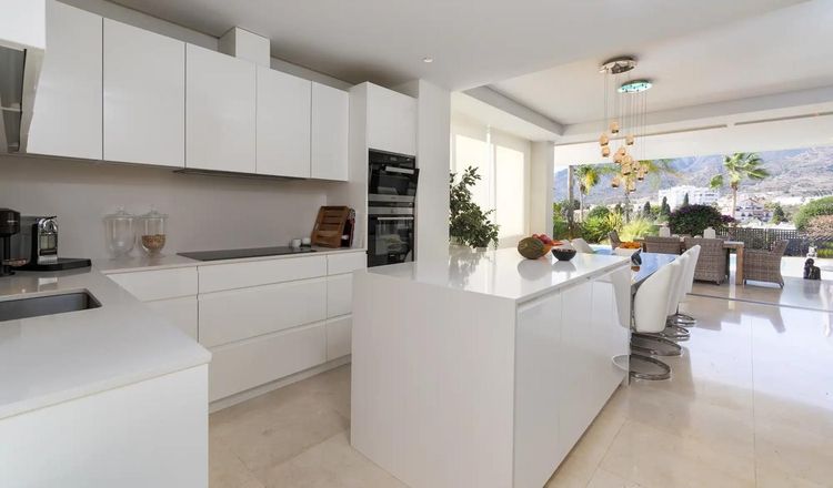 House | Resale in Río Real in Río Real, Costa del Sol - Photo 4