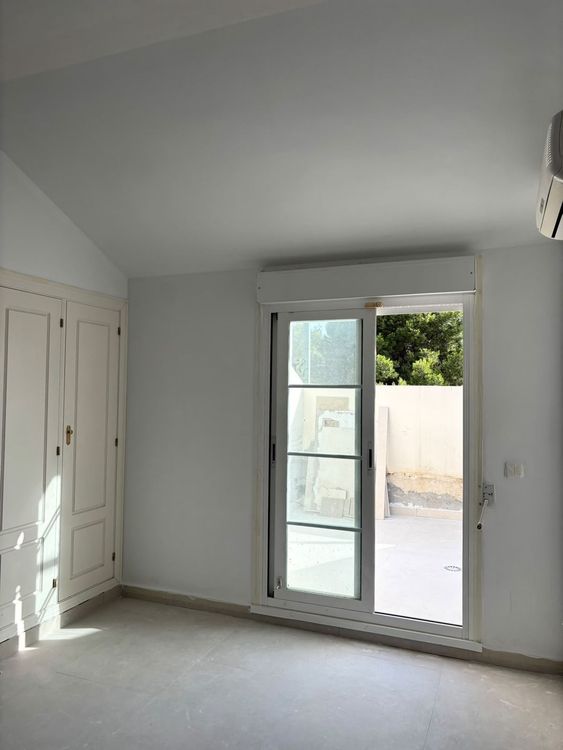 Penthouse | Resale in Nueva Andalucía in Nueva Andalucía Others, Costa del Sol - Photo 5