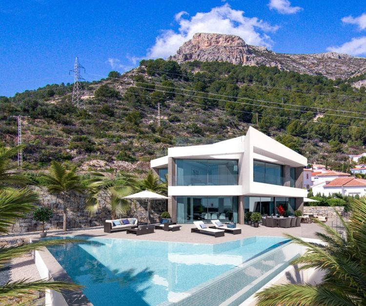 House | Resale in Calpe in Calpe, Costa Blanca - Photo 2