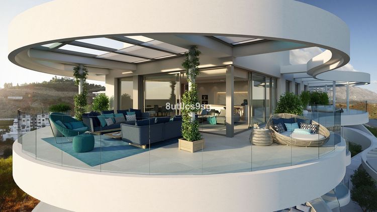 Apartment | Resale in La Quinta in La Quinta, Costa del Sol - Photo 2