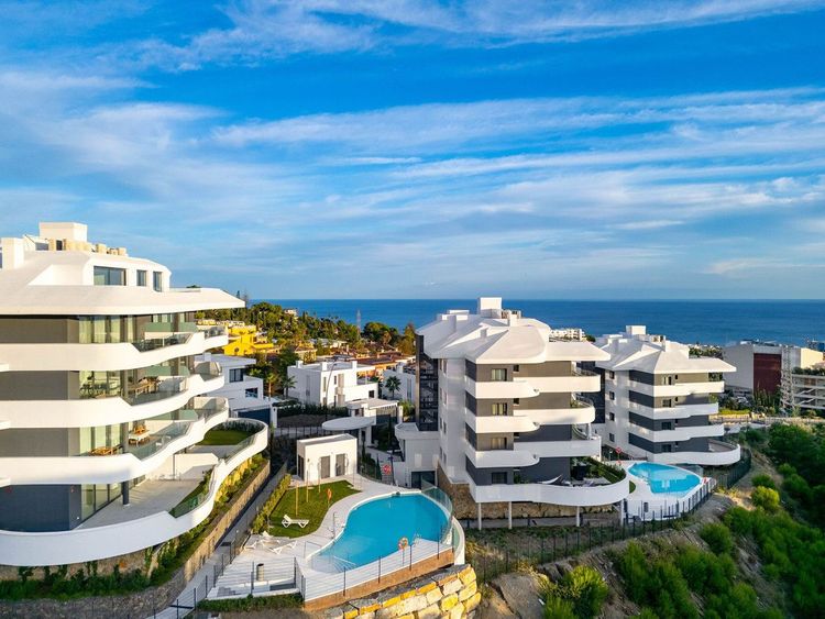 Apartment | Resale in Fuengirola in Fuengirola Others, Costa del Sol - Photo 4